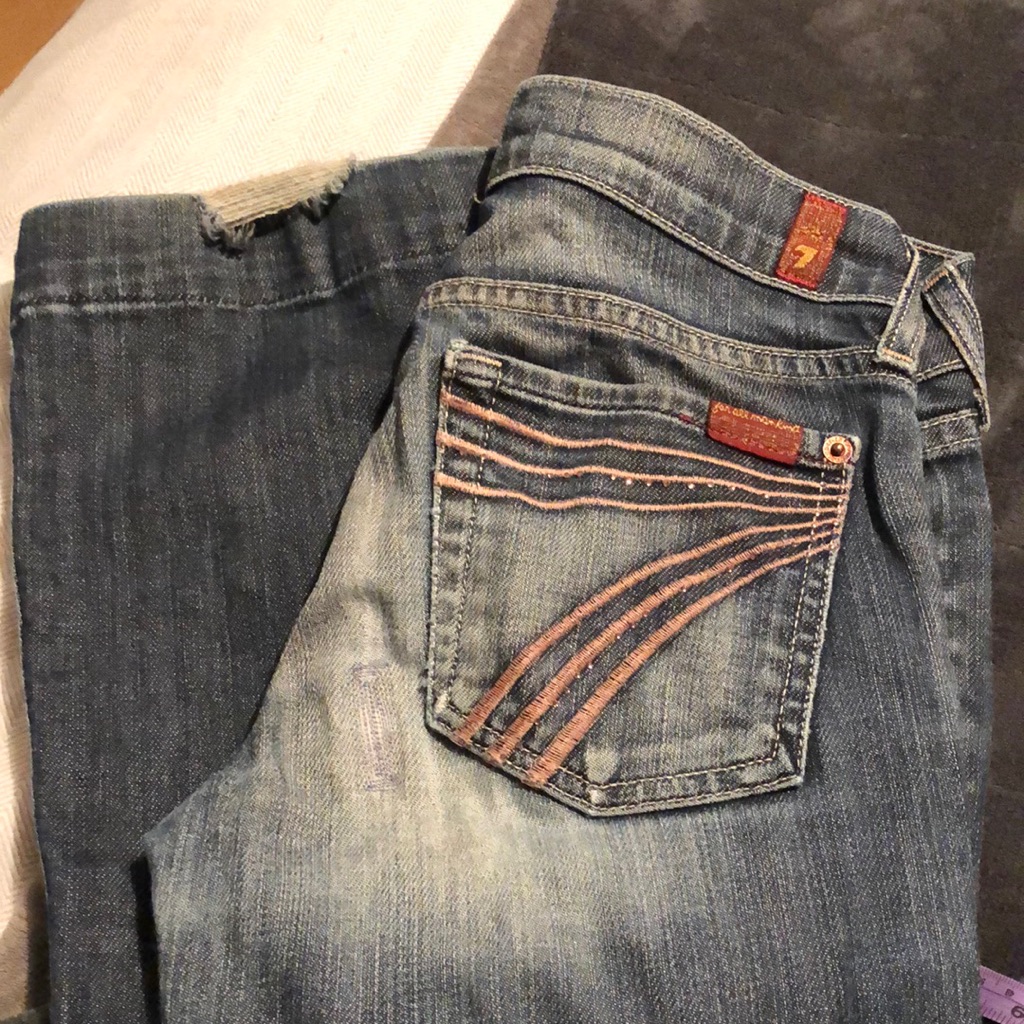 - 7 For All Mankind Dojo Pink With Rhinestones